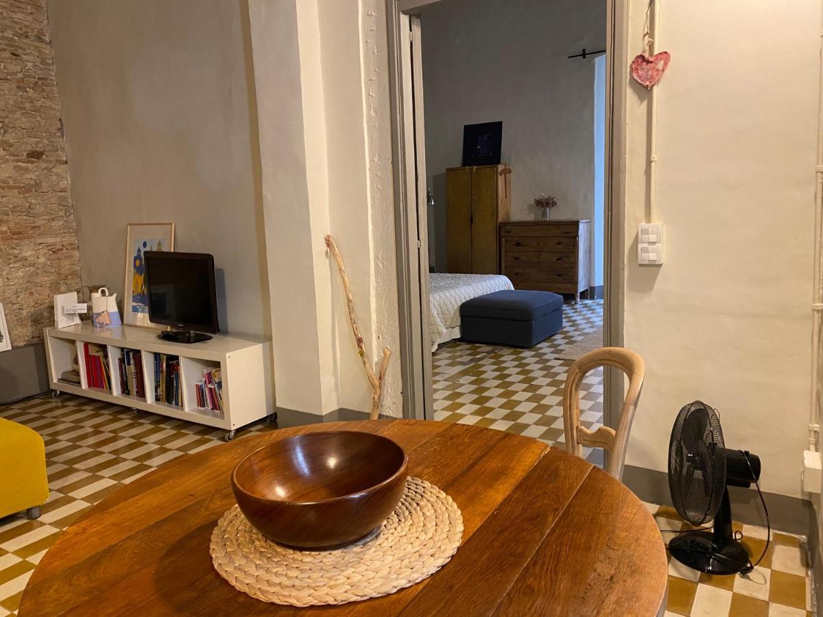 Pricosa Apart For Cyclists & Travellers Girona Bagian luar foto