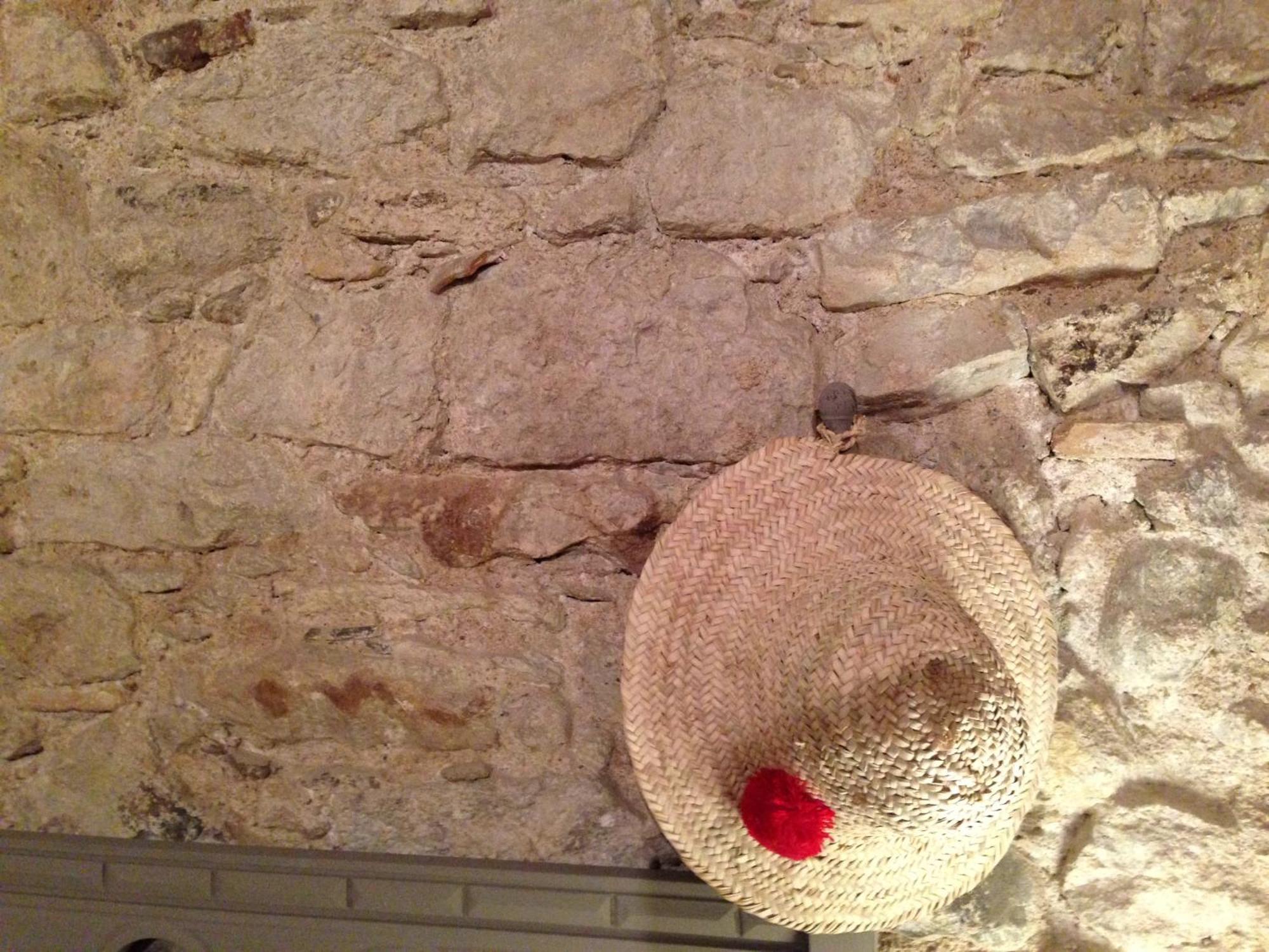 Pricosa Apart For Cyclists & Travellers Girona Bagian luar foto