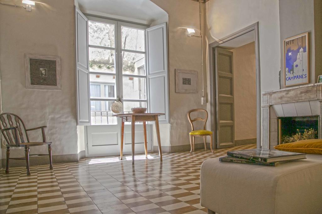 Pricosa Apart For Cyclists & Travellers Girona Bagian luar foto